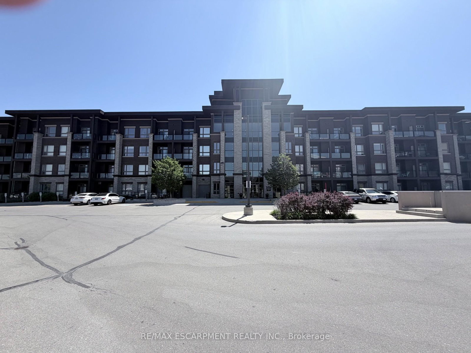 5010-corporate-drive-burlington-ontario-w13234820