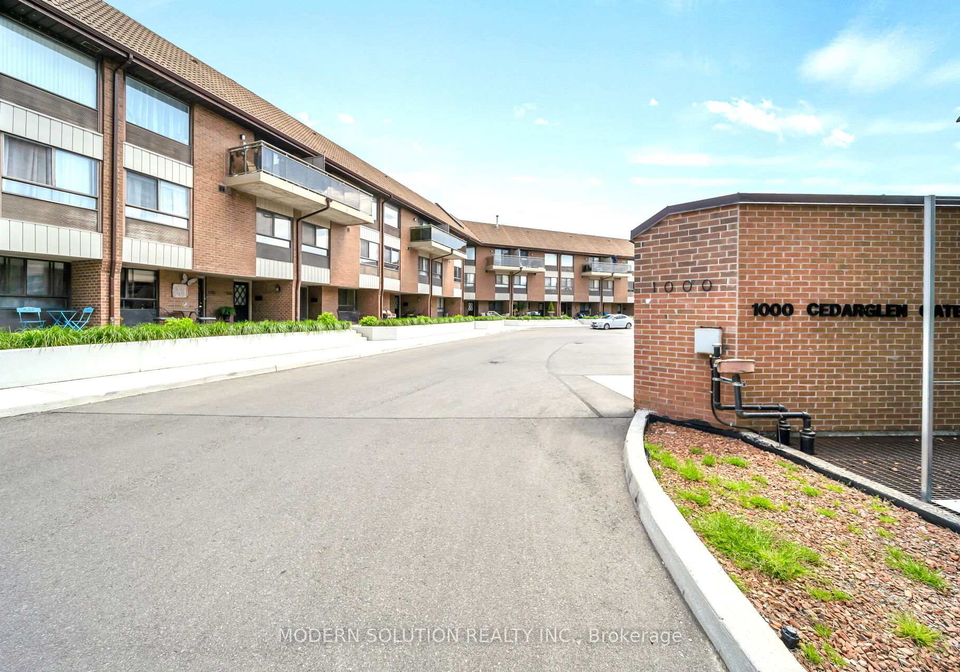 1000-cedarglen-gate-n-mississauga-ontario-w13235240