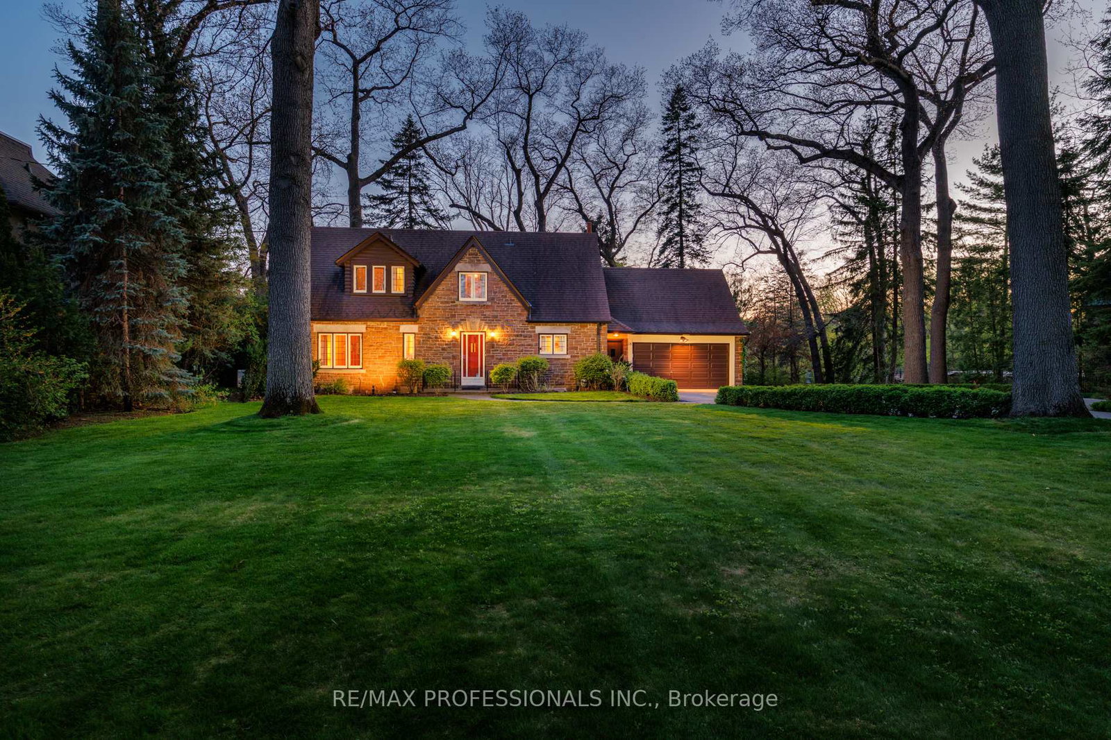 14-north-drive-n-etobicoke-ontario-w13235322
