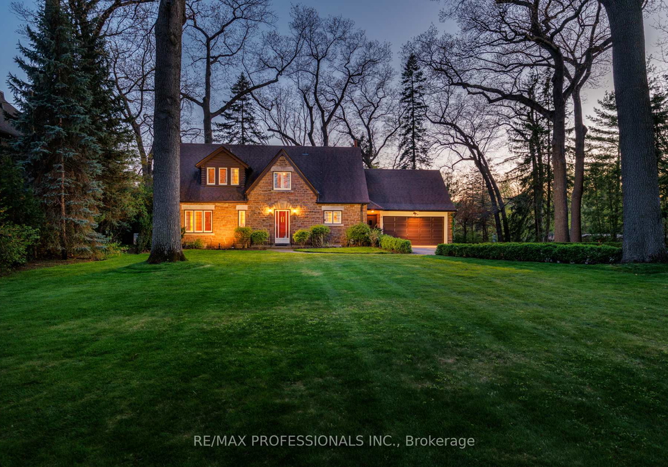 14-north-drive-n-etobicoke-ontario-w13235322
