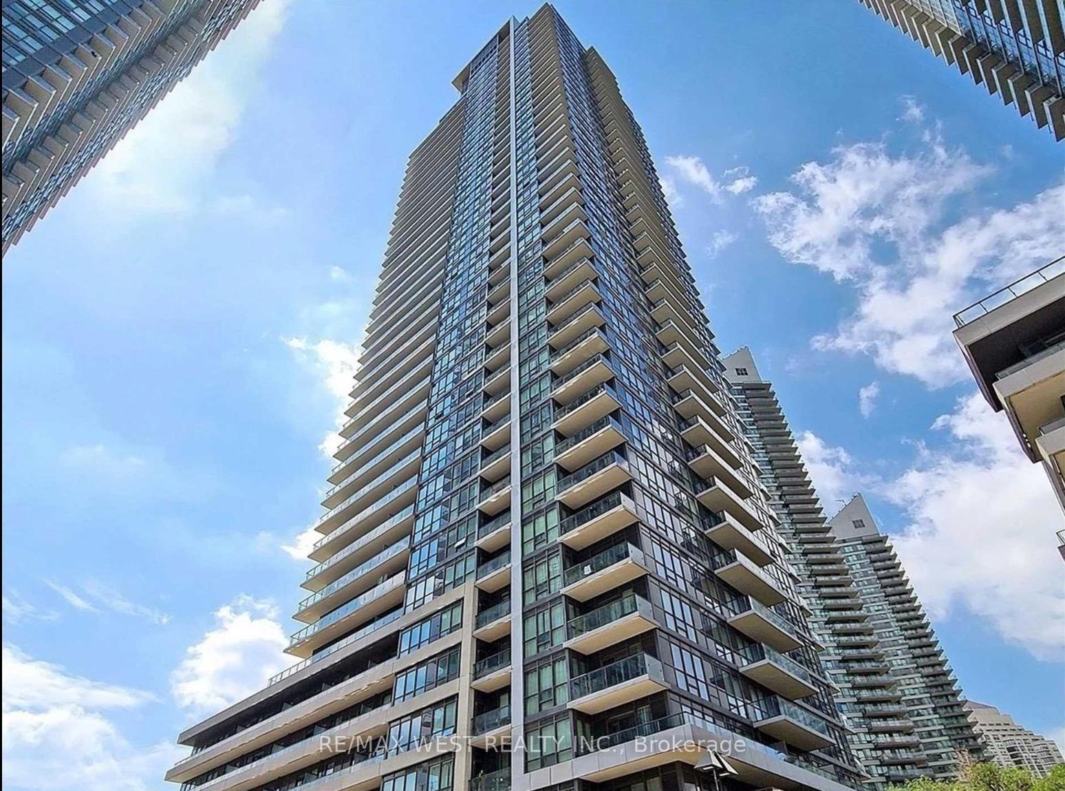 2212-lake-shore-boulevard-w-etobicoke-ontario-w13235328