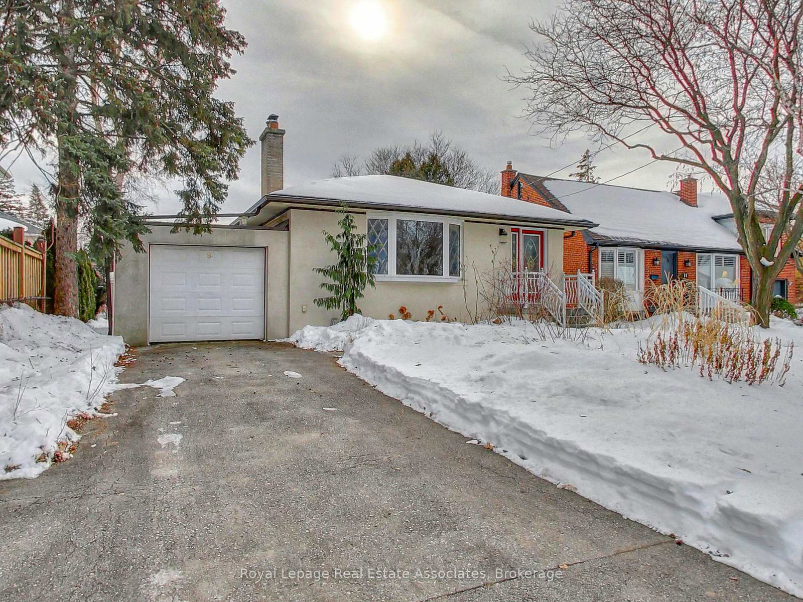 9-beaverbrook-avenue-etobicoke-ontario-w13235410