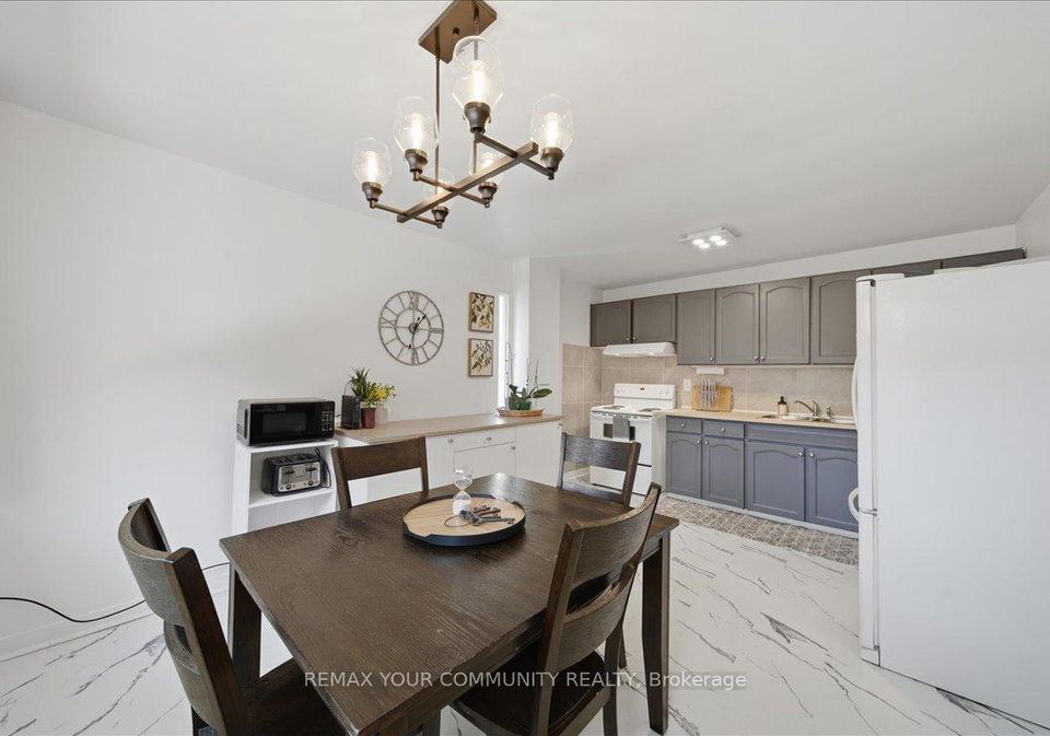 2brookwell-drive-york-ontario-w13235448