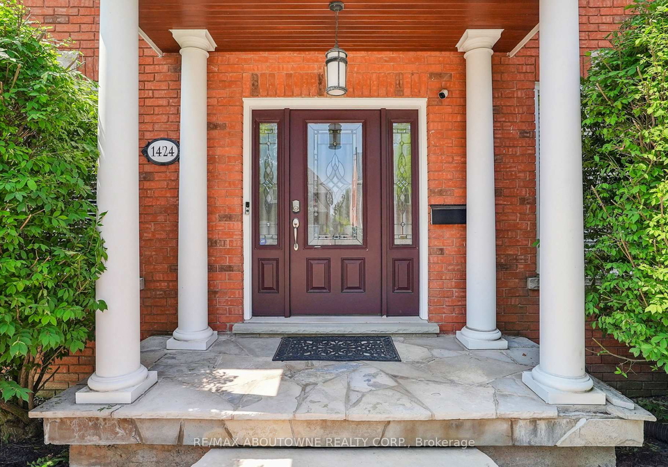 1424-the-links-drive-oakville-ontario-w13235464