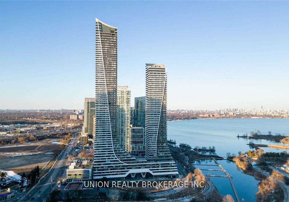 20-shore-breeze-drive-etobicoke-ontario-w13235626