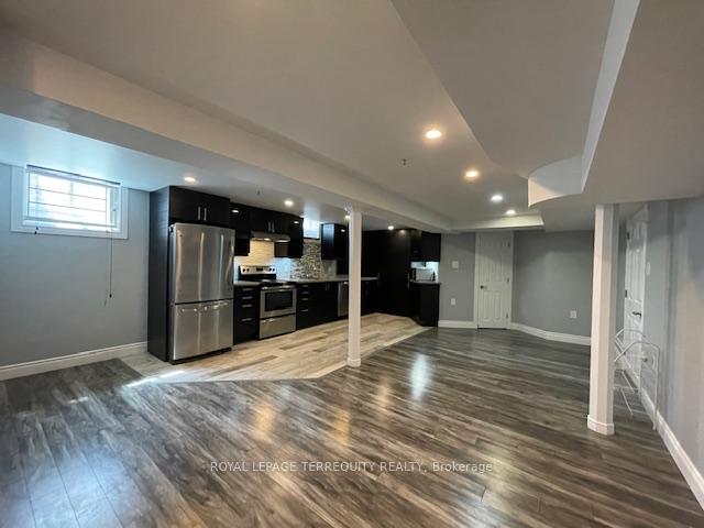 482-camden-circle-mississauga-ontario-w13235646