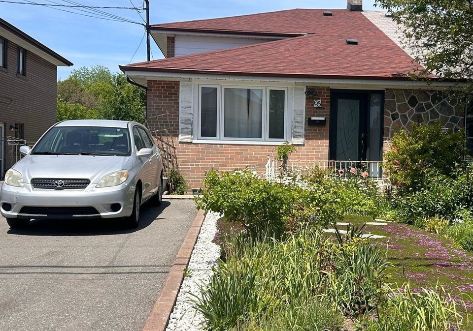 65-newlin-crescent-york-ontario-w13235676