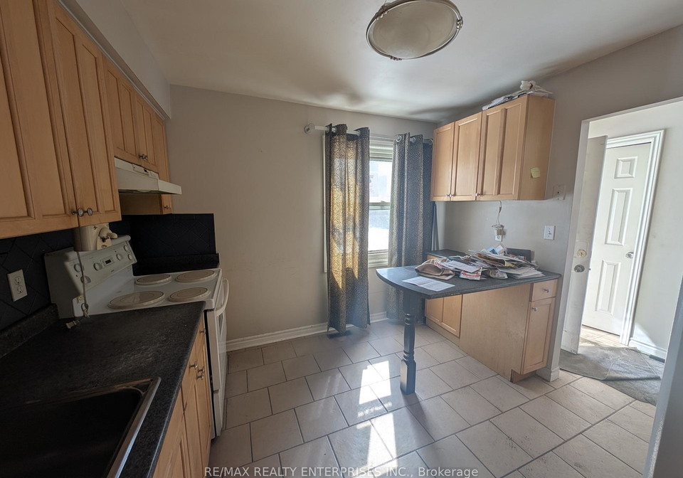 3665-flamewood-drive-mississauga-ontario-w13235748