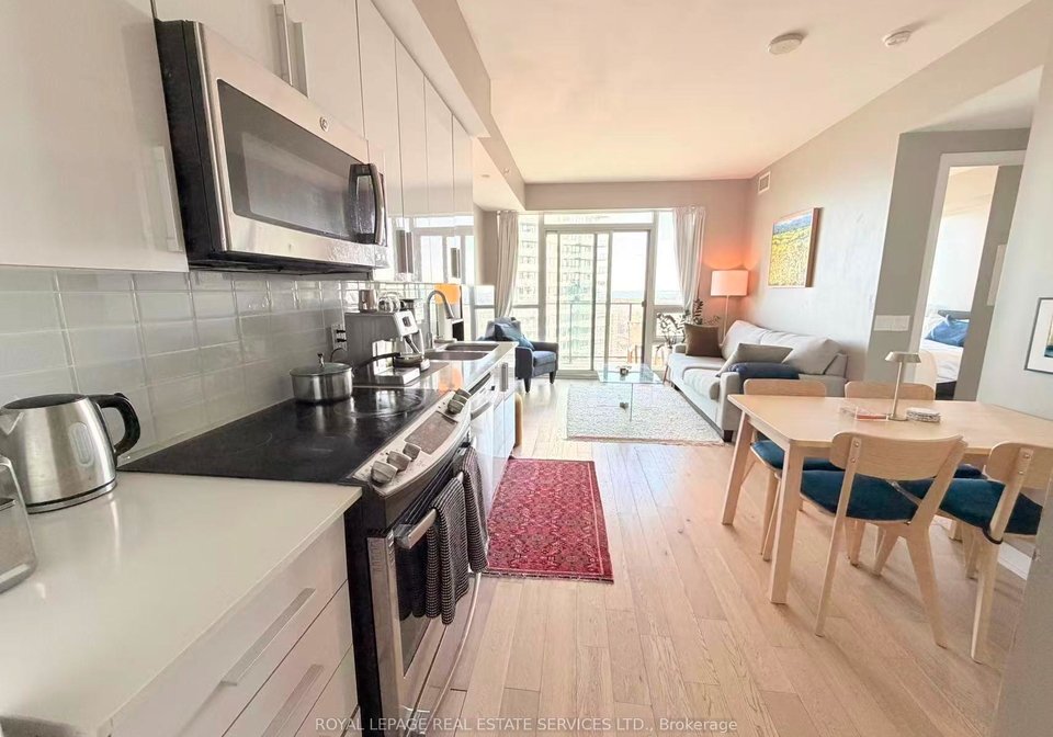 2212-lake-shore-boulevard-w-etobicoke-ontario-w13235766