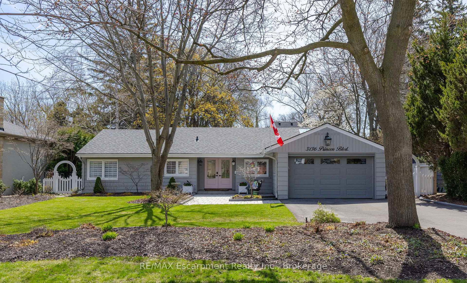 3136-princess-boulevard-burlington-ontario-w13235768