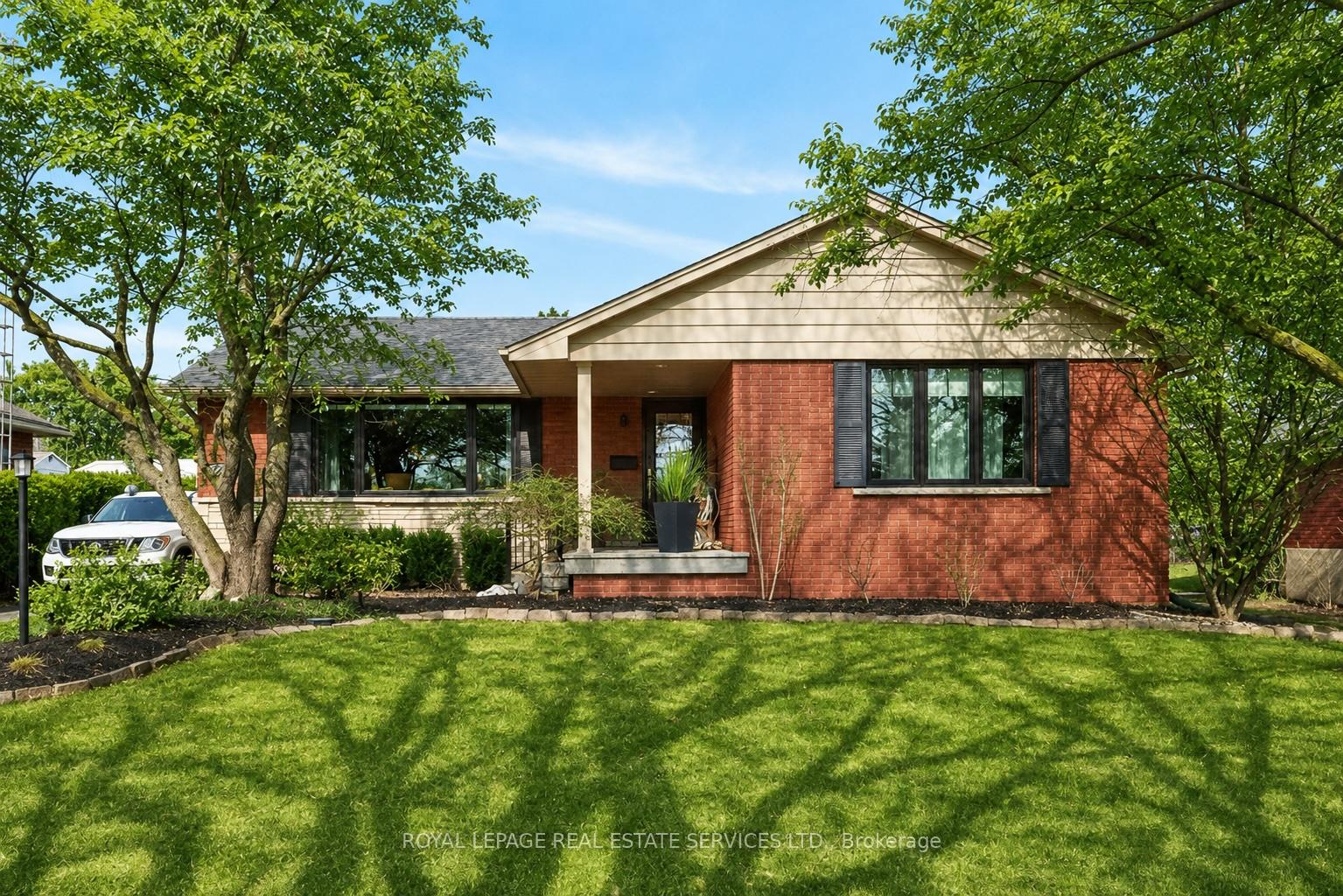 589-arlington-boulevard-burlington-ontario-w13236062