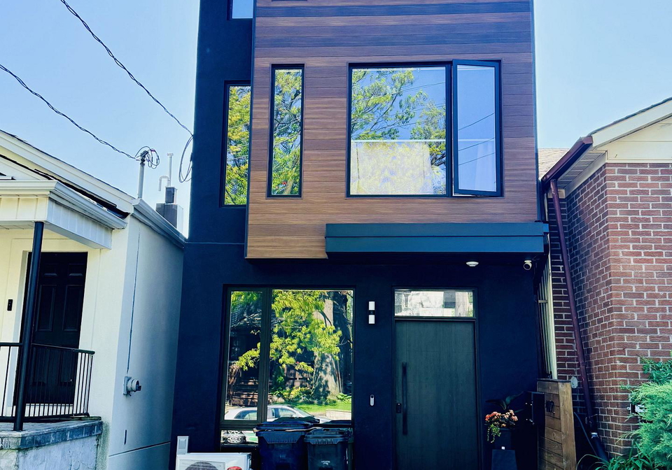 402-mcroberts-avenue-toronto-ontario-w13236208