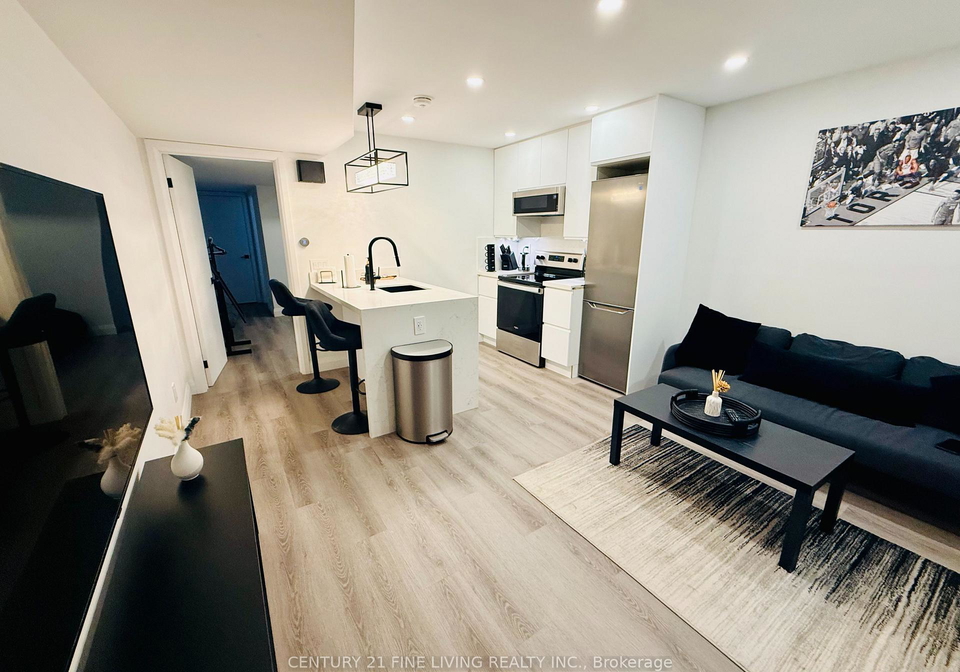402-mcroberts-avenue-toronto-ontario-w13236208