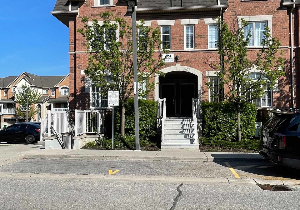 601-shoreline-drive-mississauga-ontario-w13236378