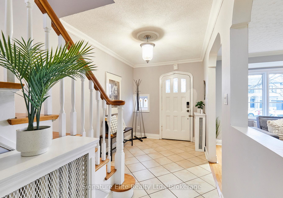 9-hiawatha-parkway-mississauga-ontario-w13236570