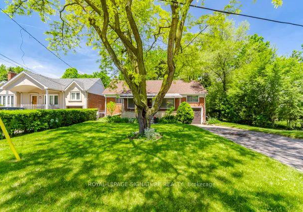 16-king-georges-drive-north-york-ontario-w13236846