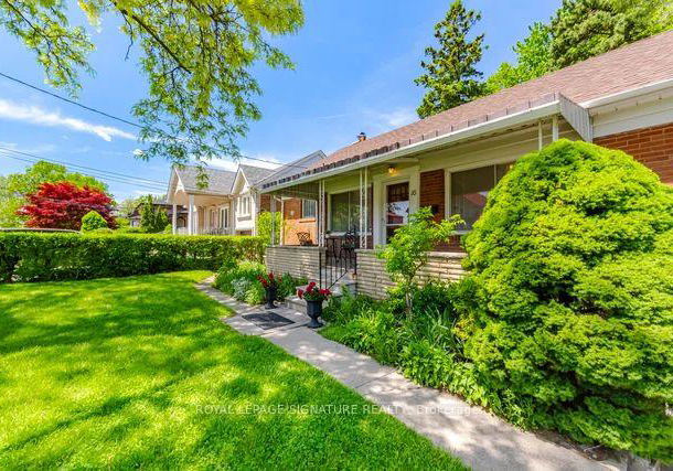 16-king-georges-drive-north-york-ontario-w13236846