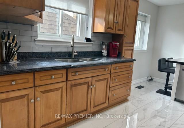 235-louis-drive-mississauga-ontario-w13236878