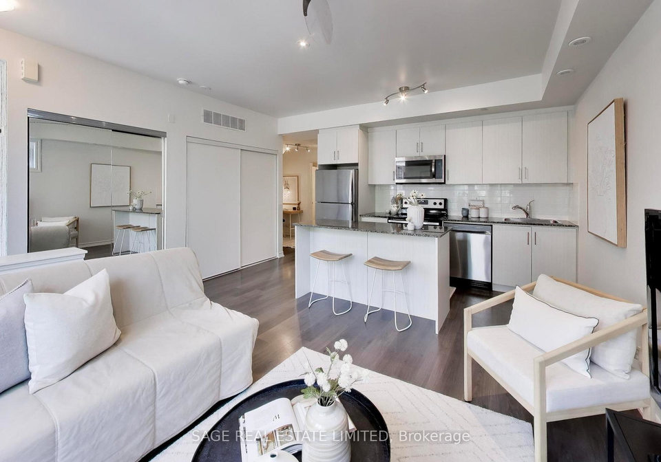 130-long-branch-avenue-etobicoke-ontario-w13237008