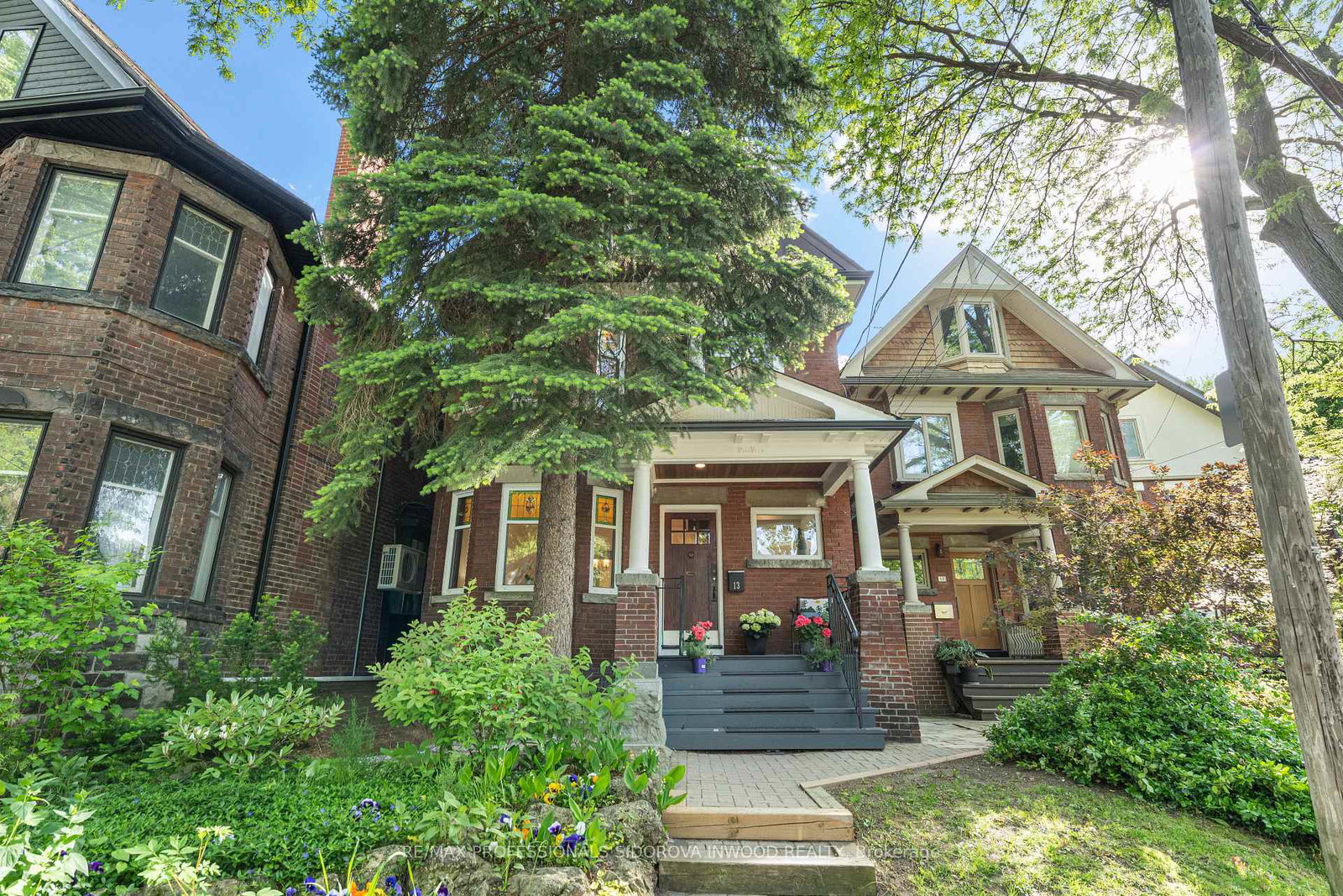 13-evelyn-crescent-toronto-ontario-w13237038