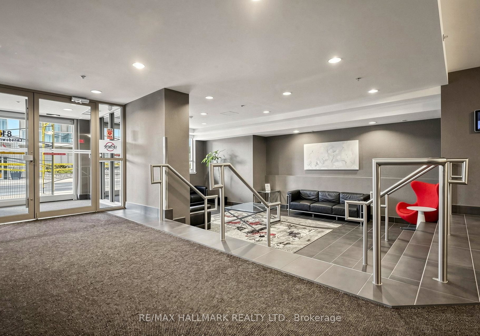 812-lansdowne-avenue-toronto-ontario-w13237156