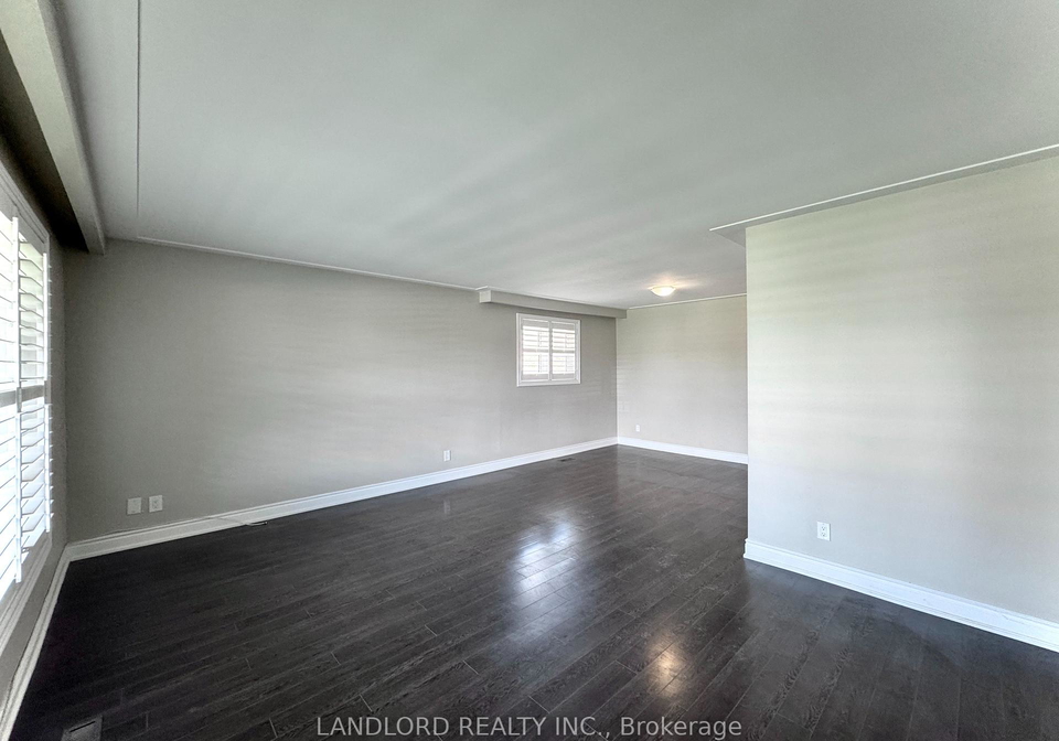 1130-melton-drive-mississauga-ontario-w13237402