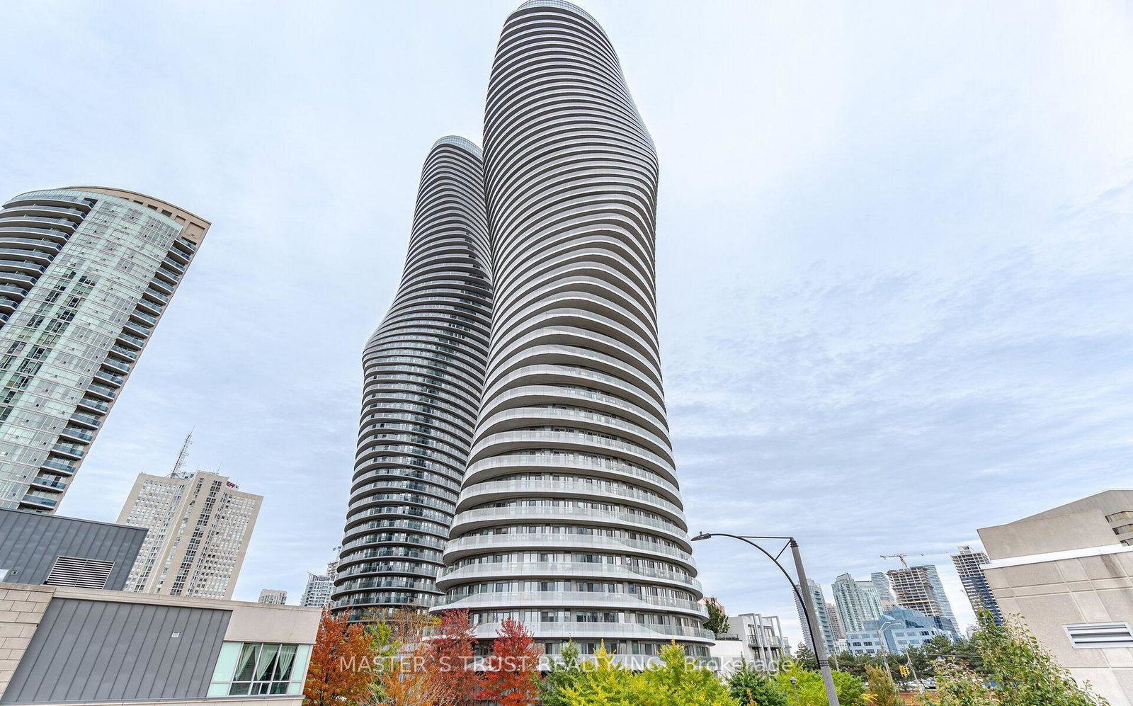 60-absolute-avenue-mississauga-ontario-w13237426