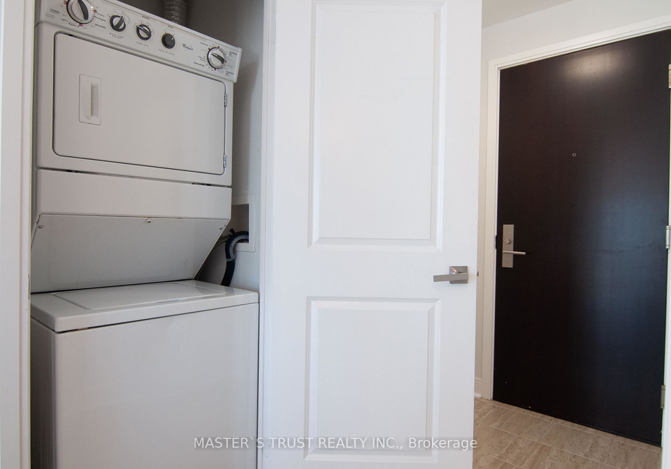 60-absolute-avenue-mississauga-ontario-w13237426