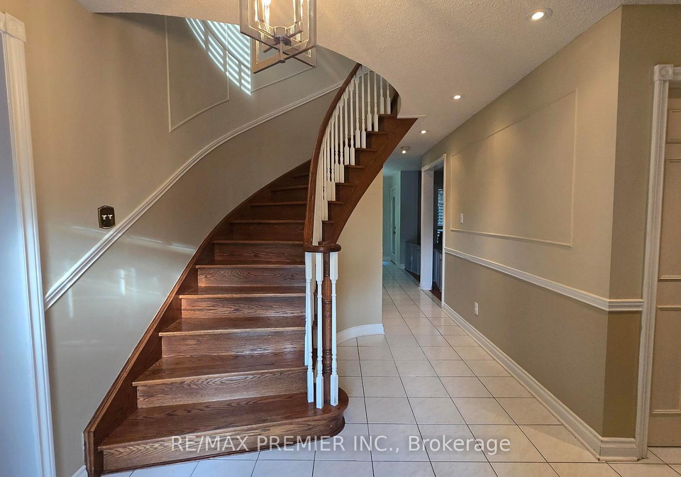 4399-beacon-lane-mississauga-ontario-w13237458