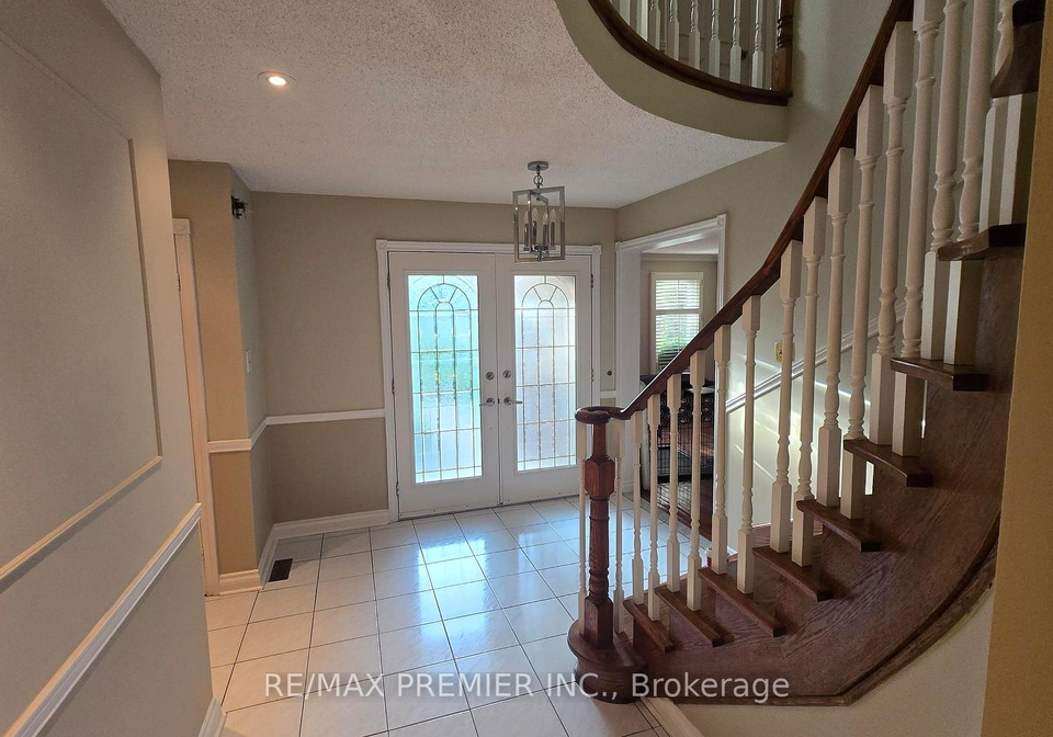 4399-beacon-lane-mississauga-ontario-w13237458