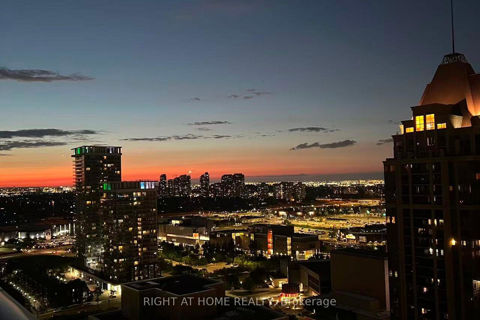 4065-confederation-parkway-mississauga-ontario-w13237546