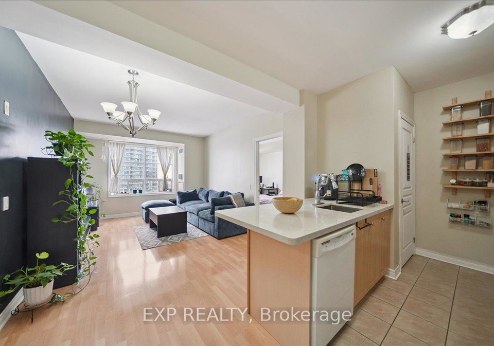 1415-lawrence-avenue-w-north-york-ontario-w13237696