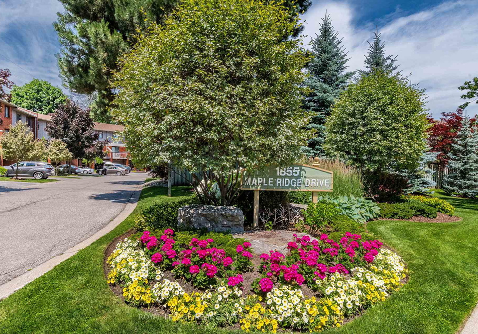 1855-maple-ridge-drive-mississauga-ontario-w13237728