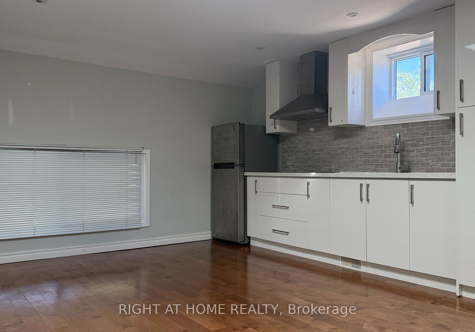 1088-pearson-drive-oakville-ontario-w13237780