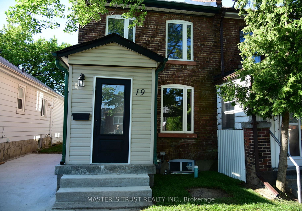 19-emmett-avenue-north-york-ontario-w13237890