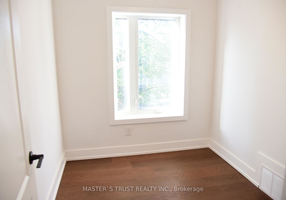19-emmett-avenue-north-york-ontario-w13237890