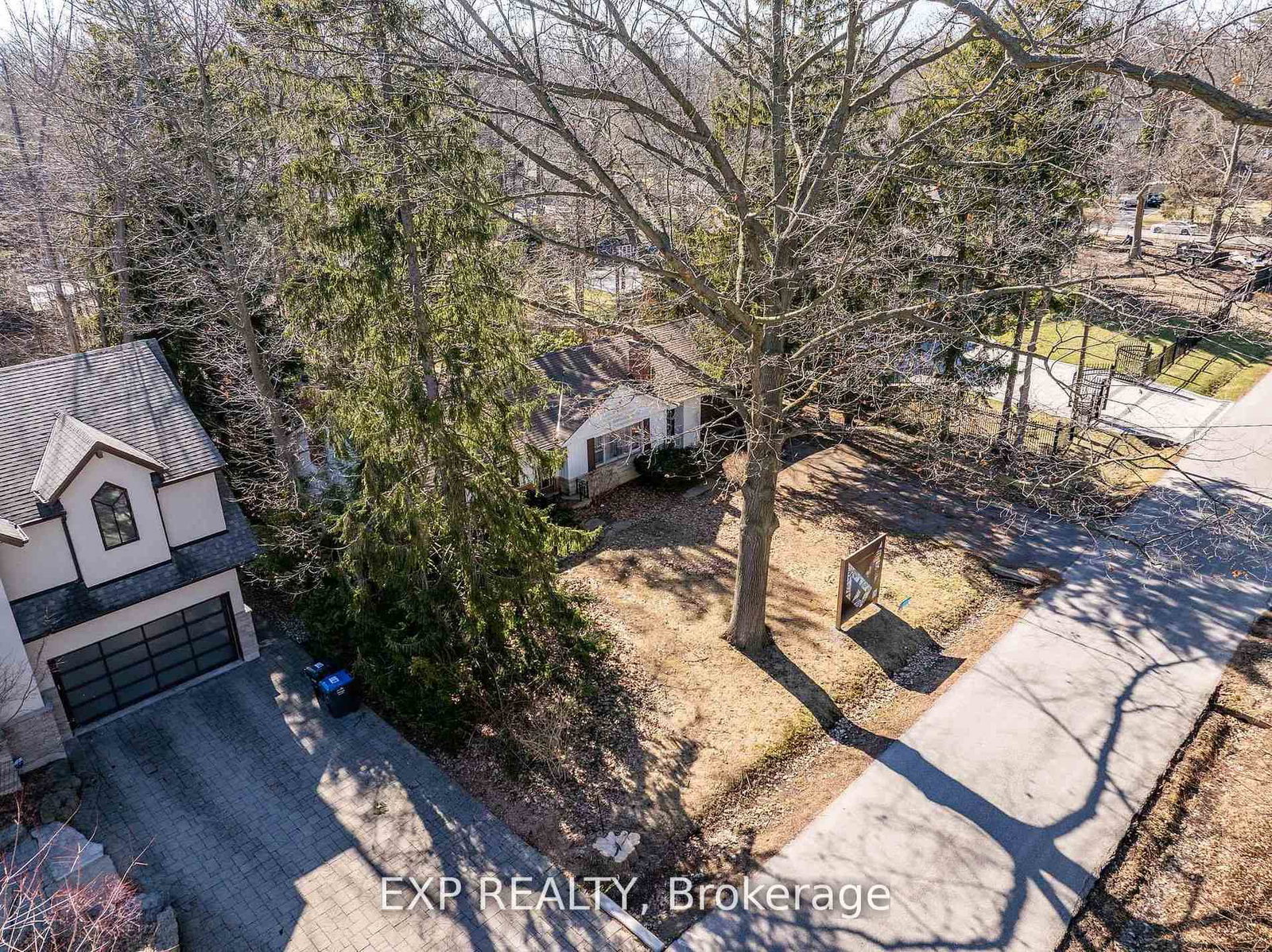1252-mona-road-mississauga-ontario-w13237898