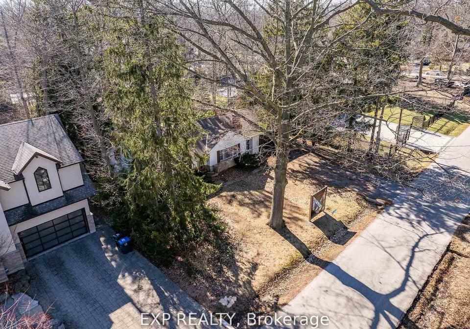 1252-mona-road-mississauga-ontario-w13237898