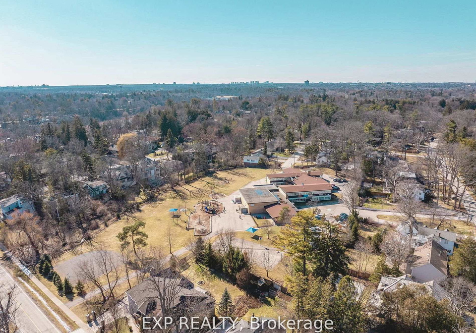 1252-mona-road-mississauga-ontario-w13237898