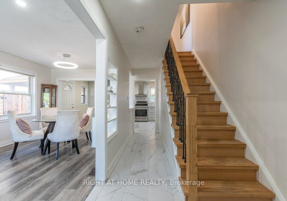 4-fennimore-crescent-york-ontario-w13238064