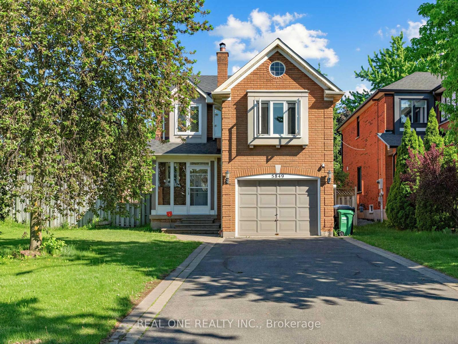 5849-chorley-place-mississauga-ontario-w13238084