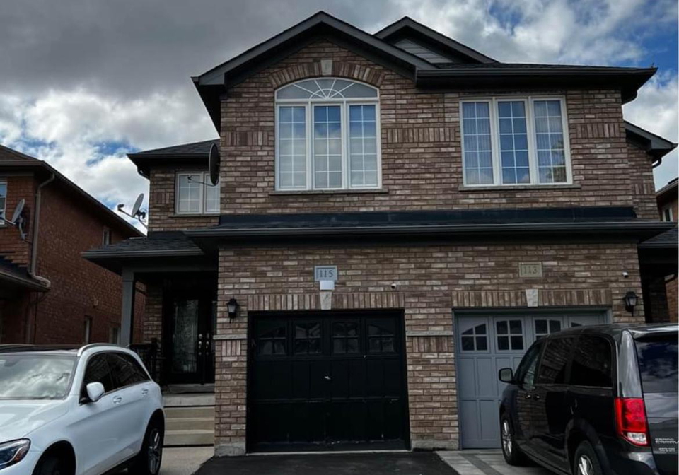 115-tiller-trail-brampton-ontario-w13238088