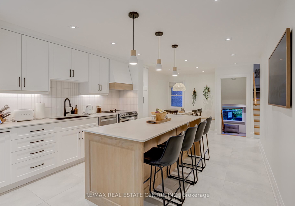 888-sweetwater-crescent-mississauga-ontario-w13238198