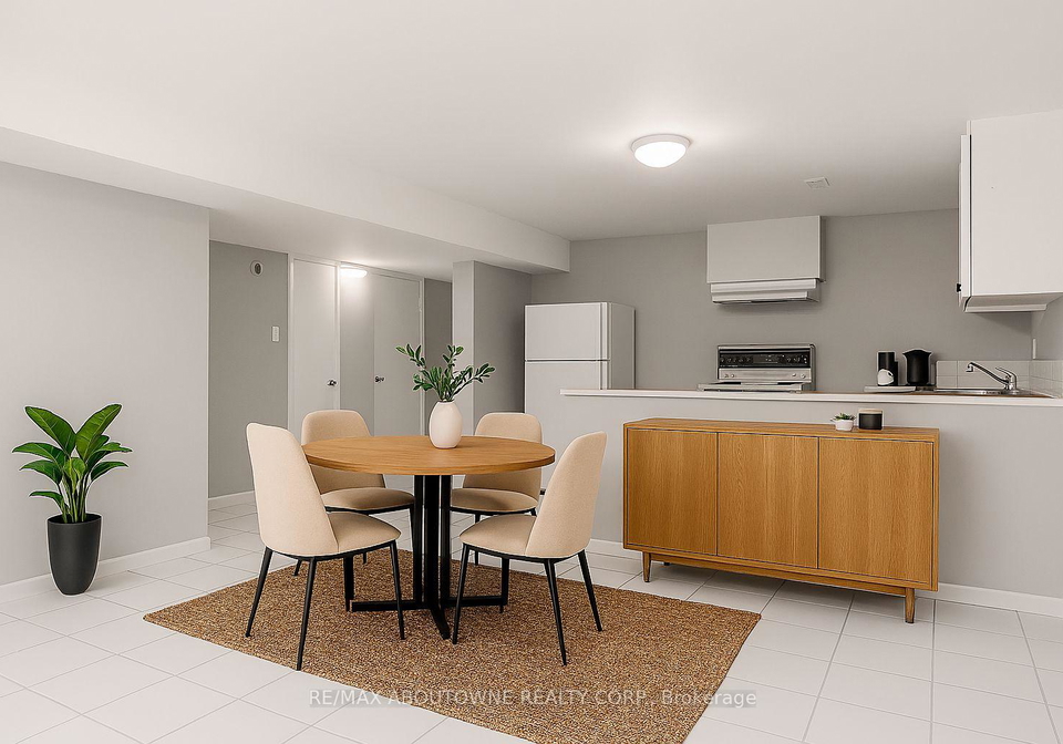 20nelson-street-oakville-ontario-w13238270