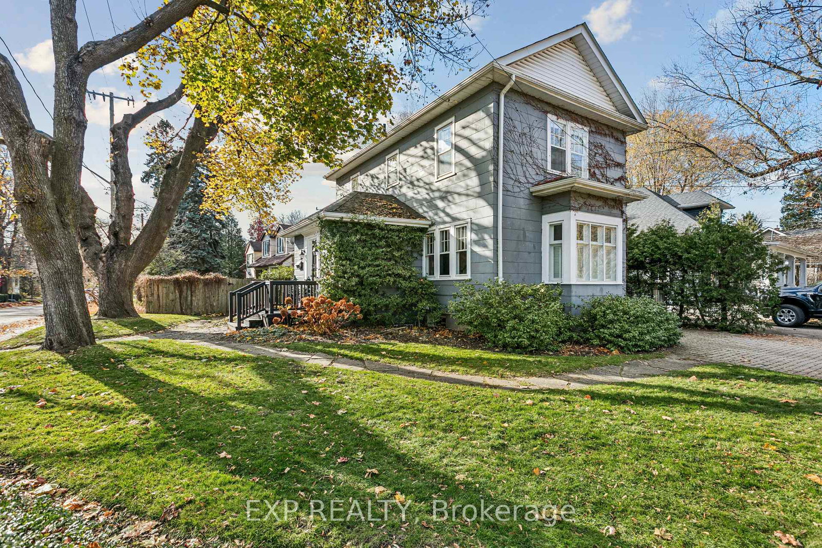 289-spruce-street-oakville-ontario-w13238414