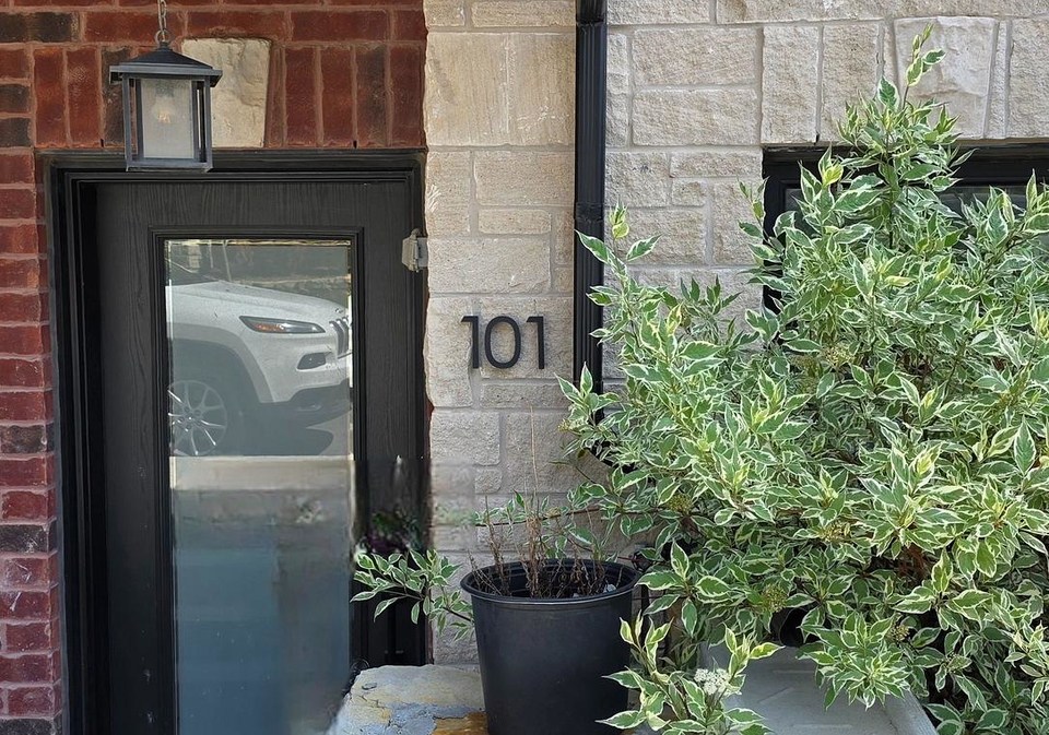 21-wasdale-road-mississauga-ontario-w13238692