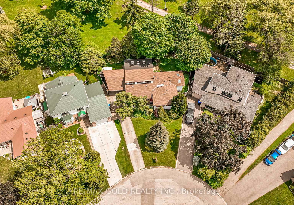 16-donalda-place-brampton-ontario-w13238934