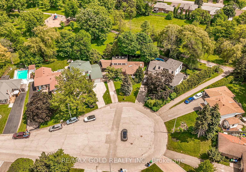 16-donalda-place-brampton-ontario-w13238934