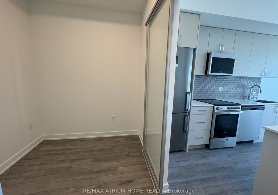1005-dundas-street-e-oakville-ontario-w13239144