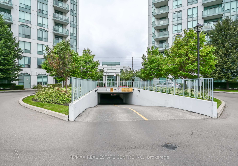 4900-glen-erin-drive-mississauga-ontario-w13239160